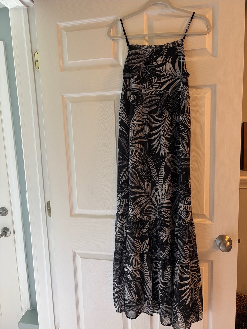 Banana Republic Black and White Leaf-Print Maxi Dress